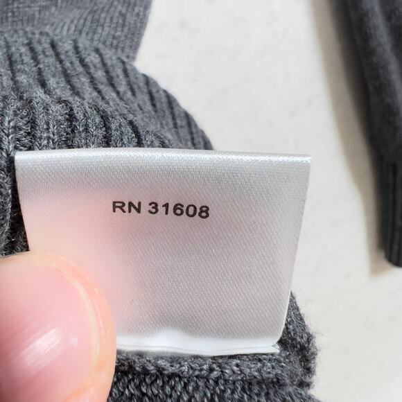 Jos. A. Bank V Neck Sweater Men XL 100% Pima Cotton Traveler Collection Pullover - Picture 9 of 10